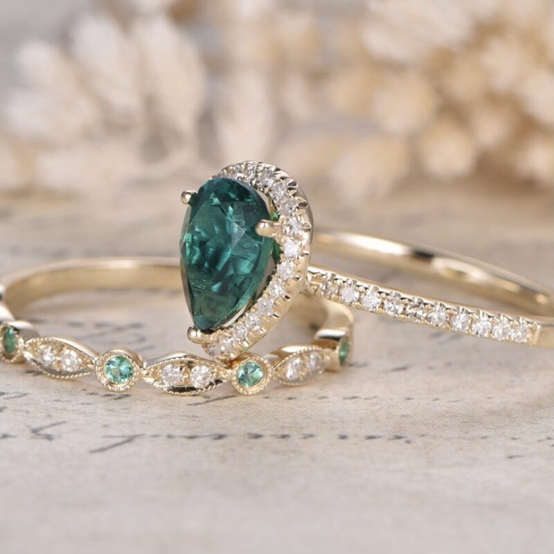 Water Drop Zircon With Diamond Women's Ring Set - Image 2